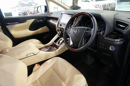 Toyota Alphard 2.4 Toyota Alphard 2.4