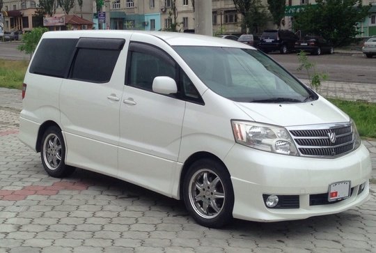 Toyota Alphard 2004