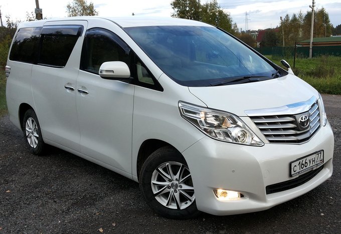 Toyota Alphard 2009