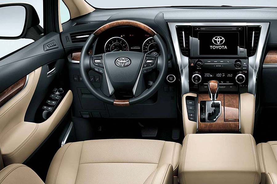 Toyota Alphard 2015