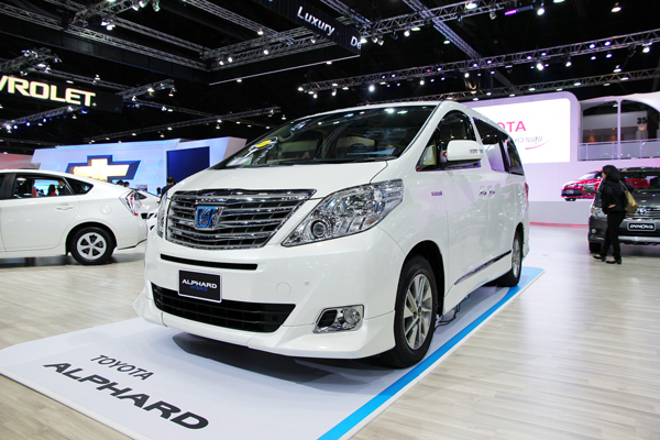 Toyota Alphard Hybrid