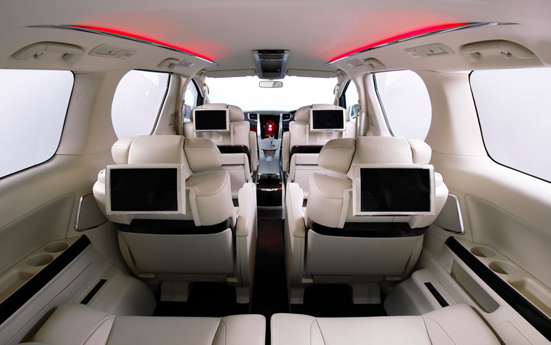 Toyota Alphard Van