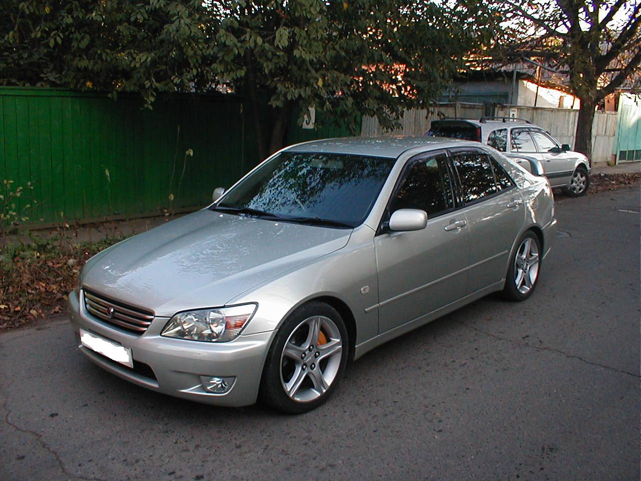 Toyota Altezza 1998
