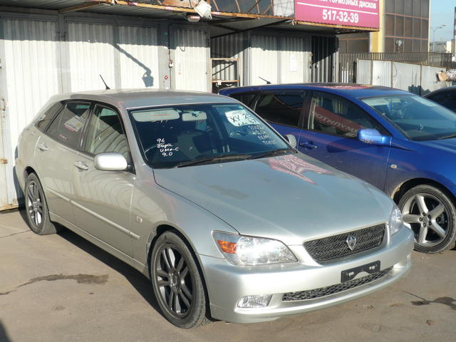 Toyota Altezza 2002