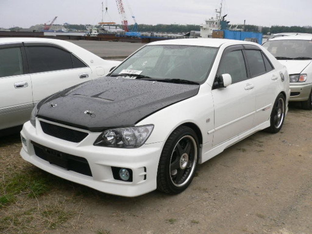 Toyota Altezza 2003