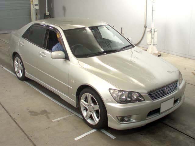 Toyota Altezza 2005