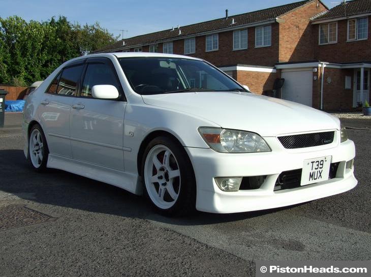 Toyota Altezza 2010