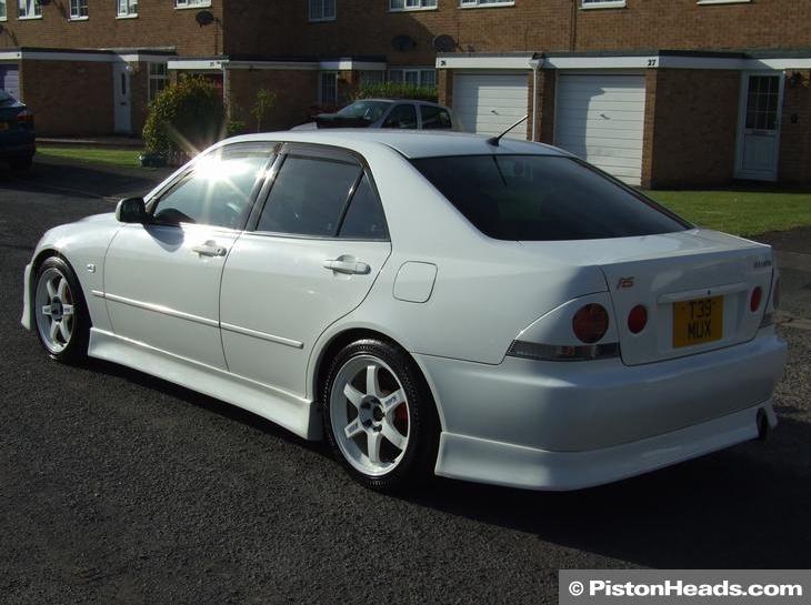 Toyota Altezza 2010