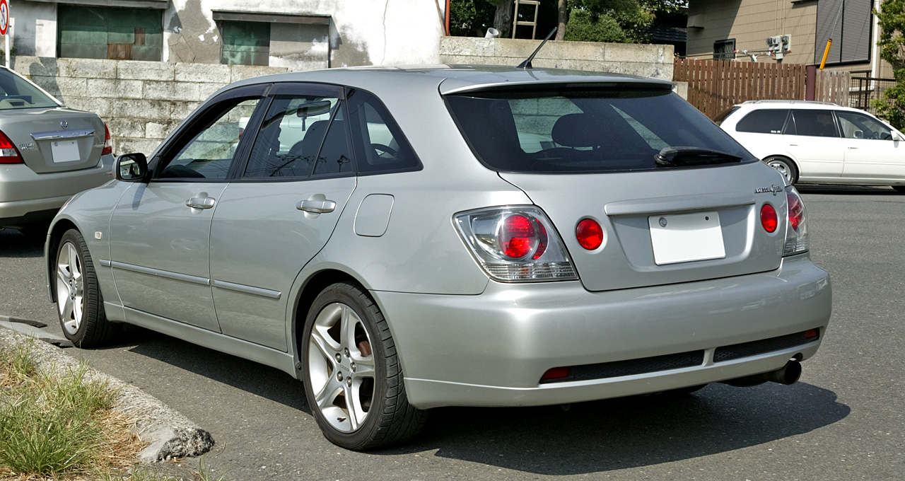 Toyota Altezza 2010