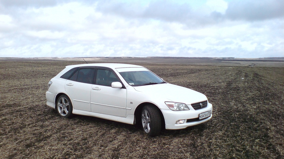 Toyota Altezza Gita