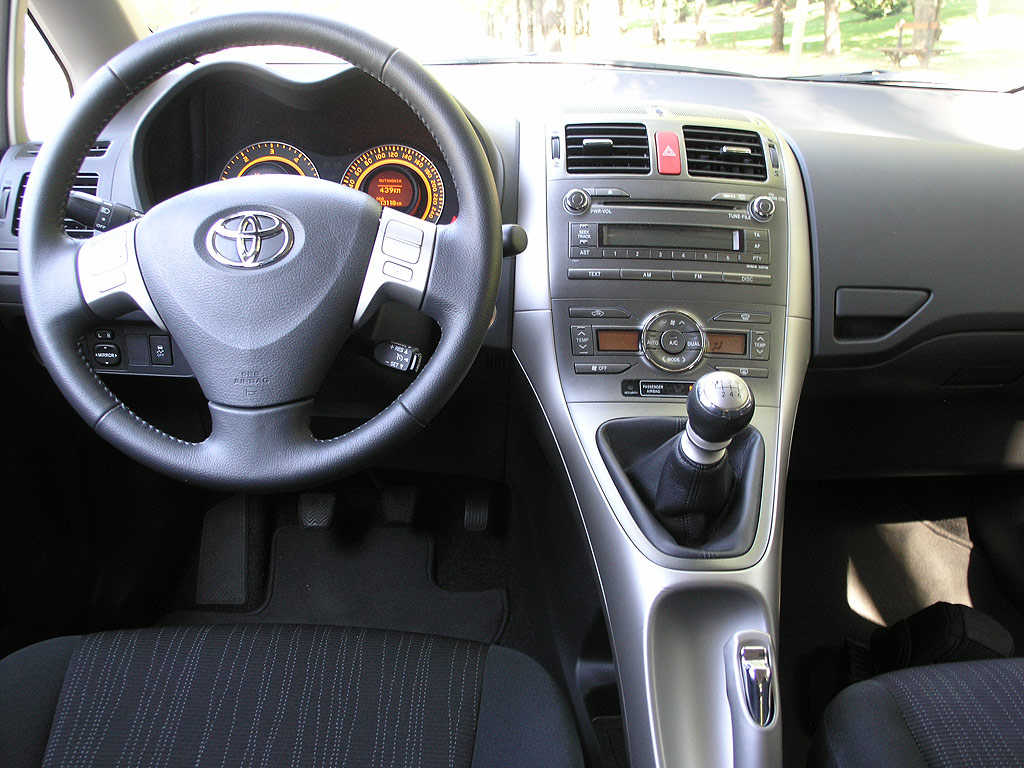 Toyota Auris 1.6