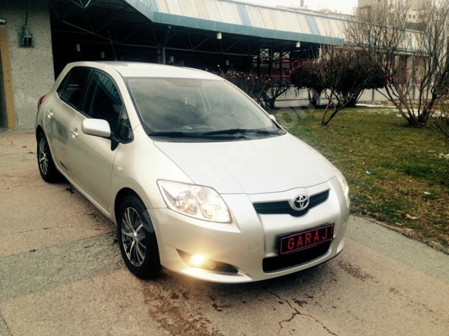 Toyota Auris 2009