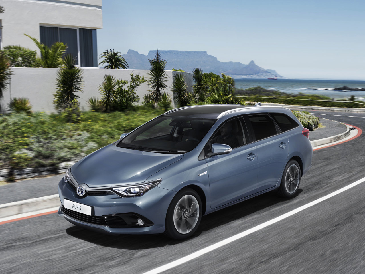 Toyota Auris 2015