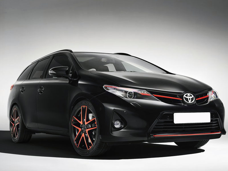 Toyota Auris Black
