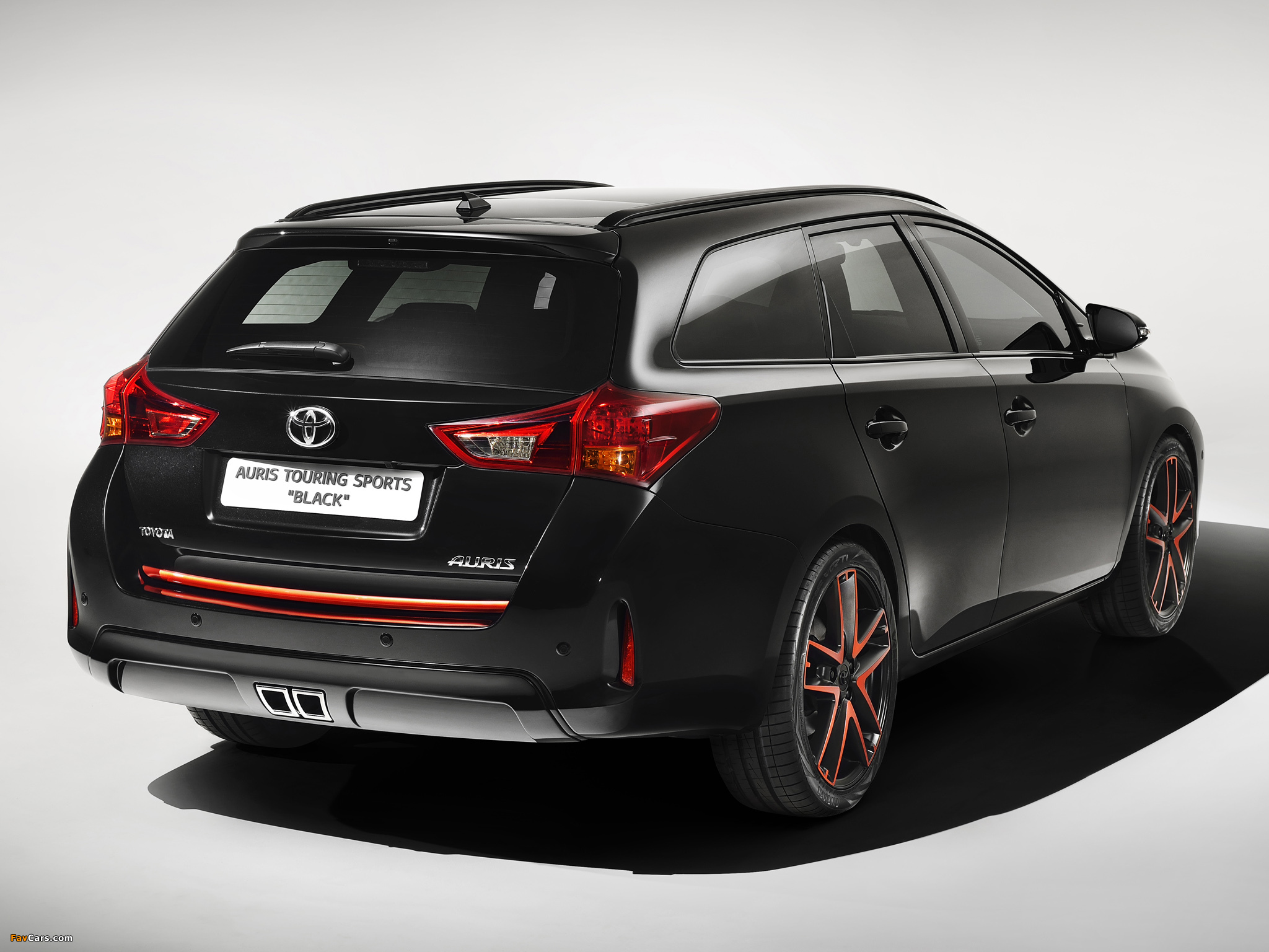 Toyota Auris Black