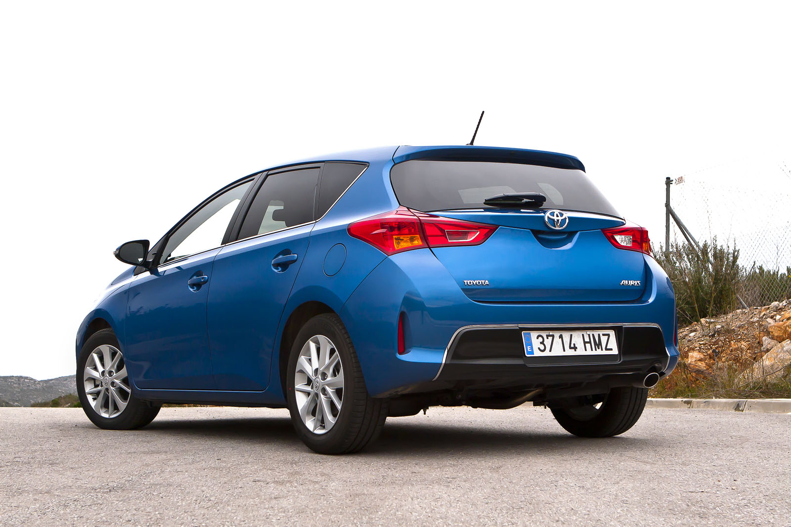 Toyota Auris Blue