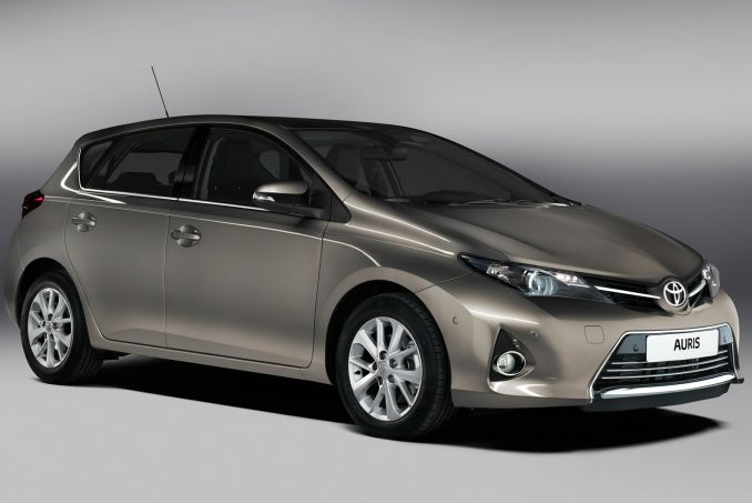 Toyota Auris Deep Titanium