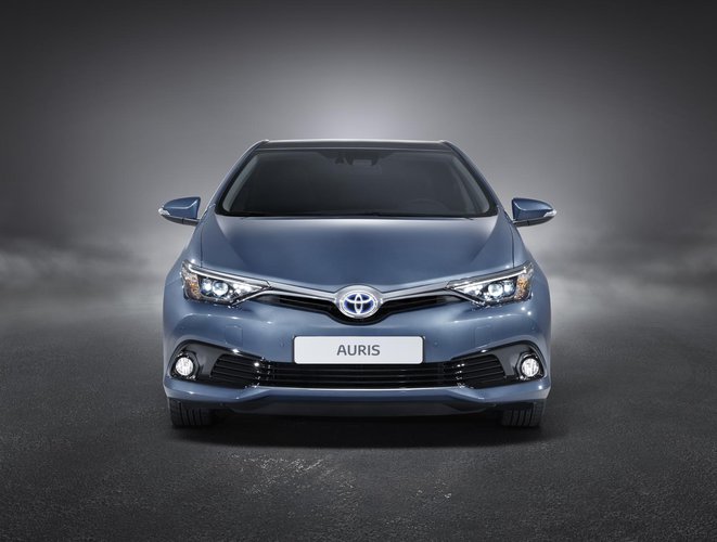 Toyota Auris Facelift 2016