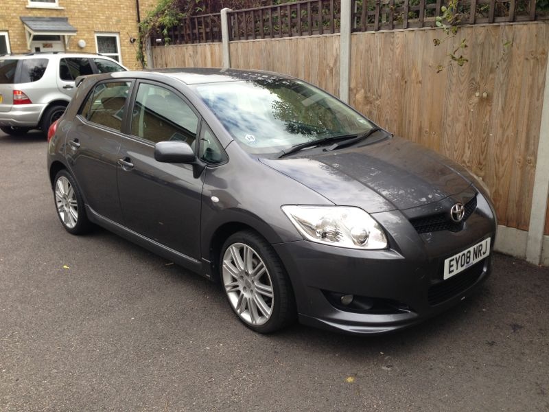 Toyota Auris Grey