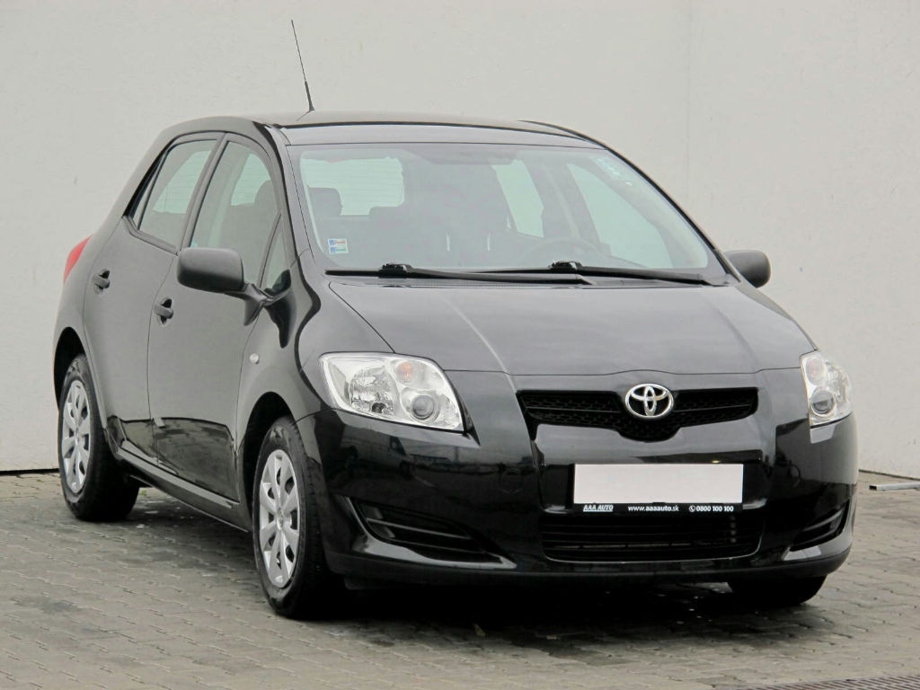 Toyota Auris Grey