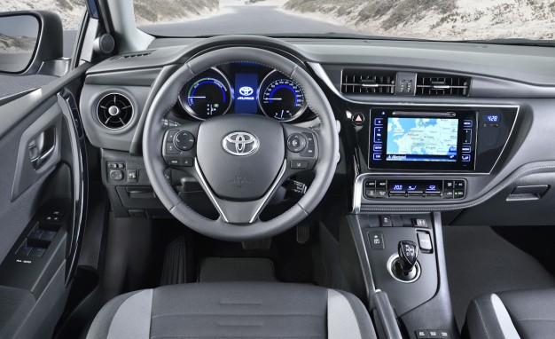 Toyota Auris Hatchback