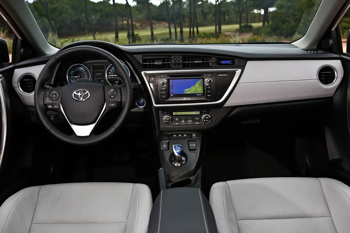 Toyota Auris Hybrid Touring Sports
