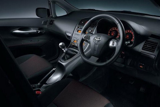 Toyota Auris Jdm