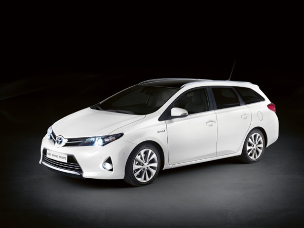 Toyota Auris Kombi