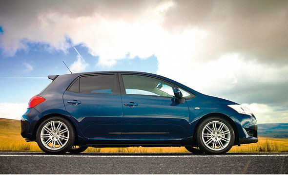 Toyota Auris Modified