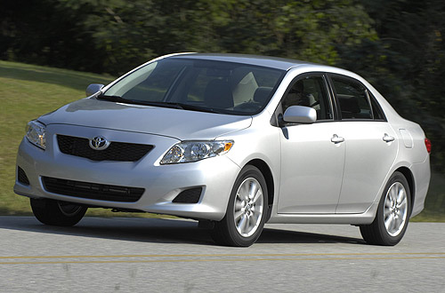Toyota Auris Sedan