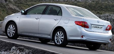 Toyota Auris Sedan