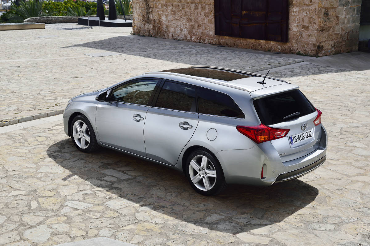 Toyota Auris Tourer