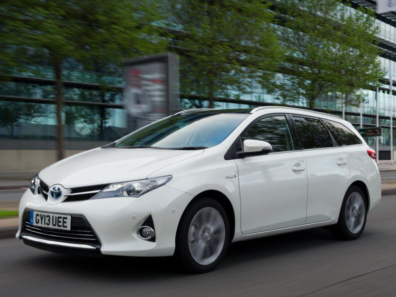 Toyota Auris Touring Hybrid