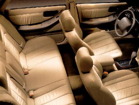 Toyota Avalon 1999
