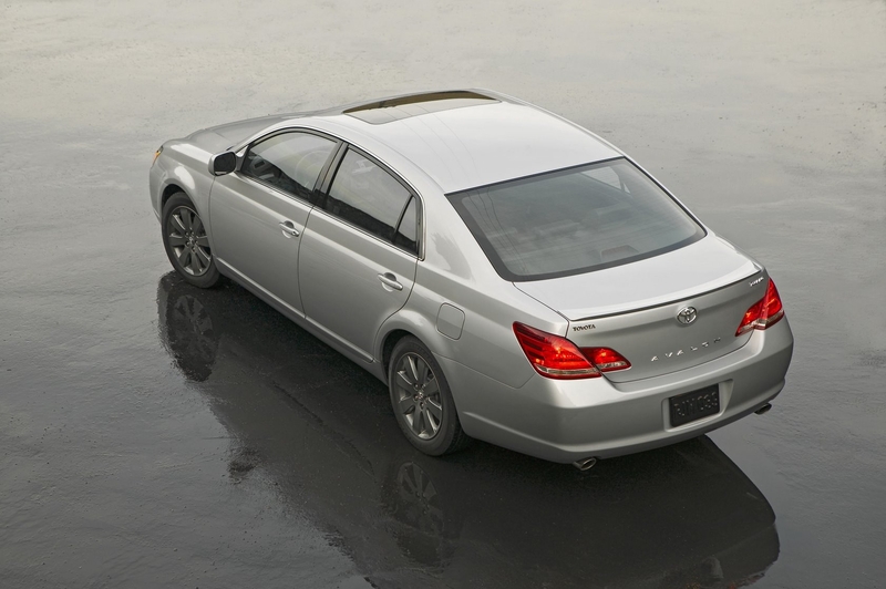 Toyota Avalon 2005