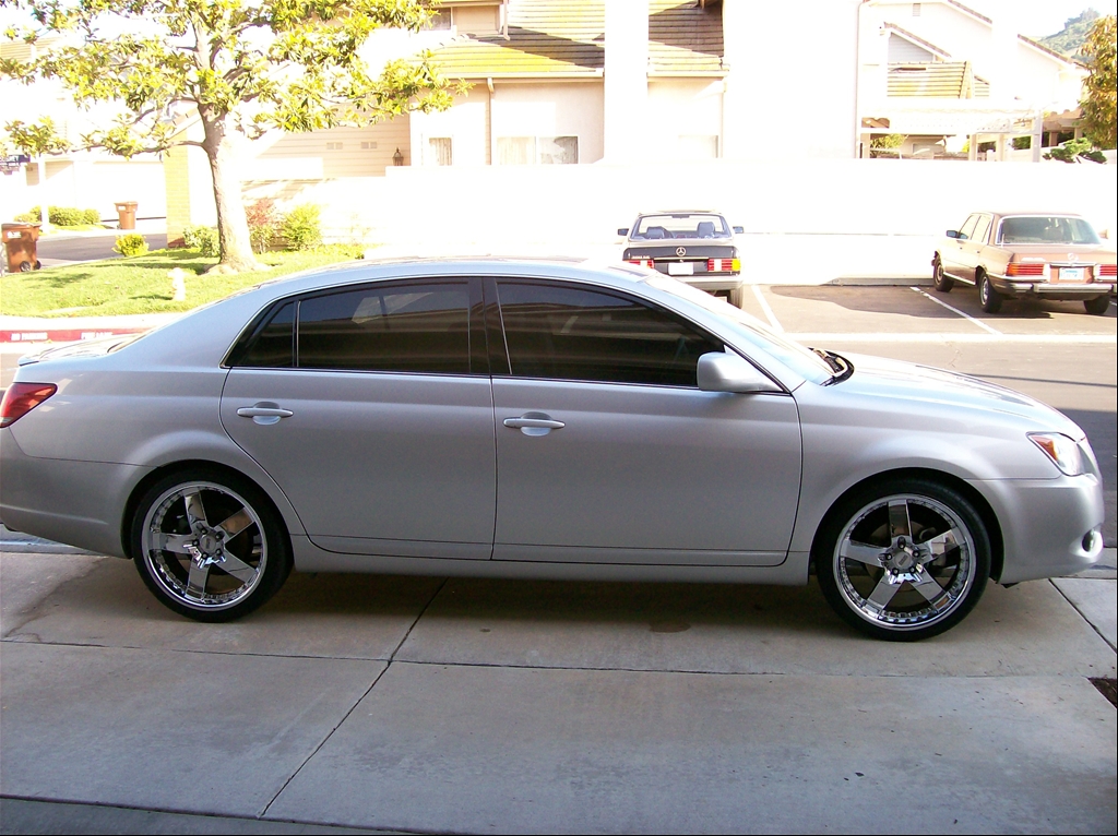 Toyota Avalon 2008