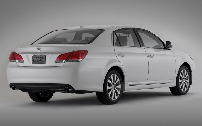 Toyota Avalon 2012
