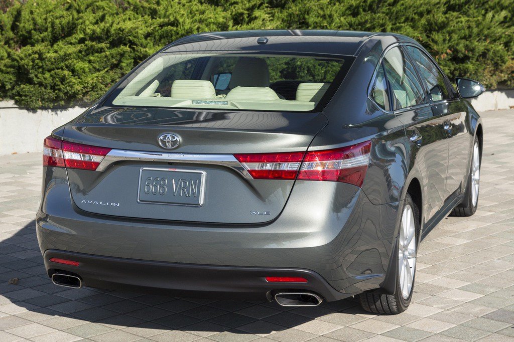 Toyota Avalon 2012