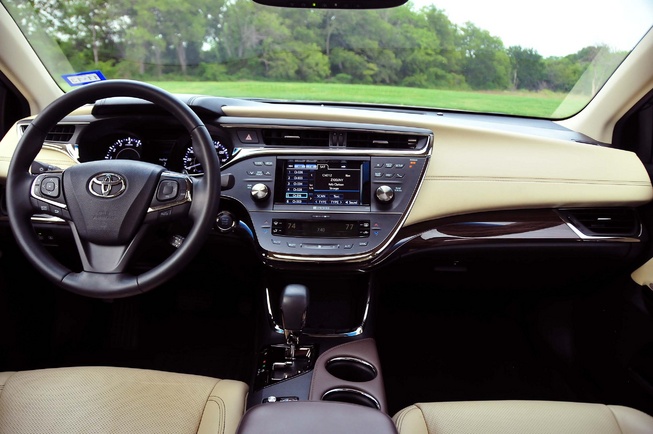 Toyota Avalon 2014