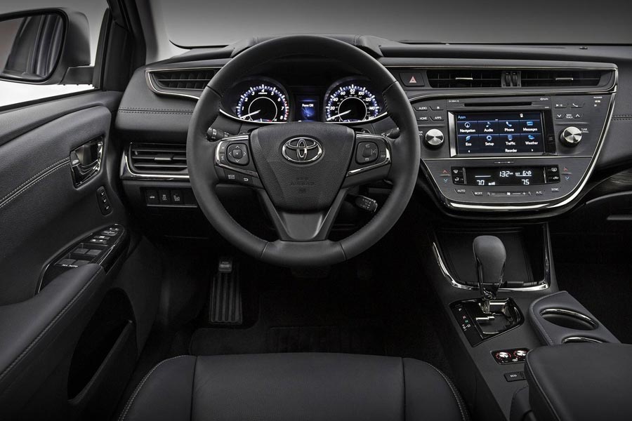Toyota Avalon 2016