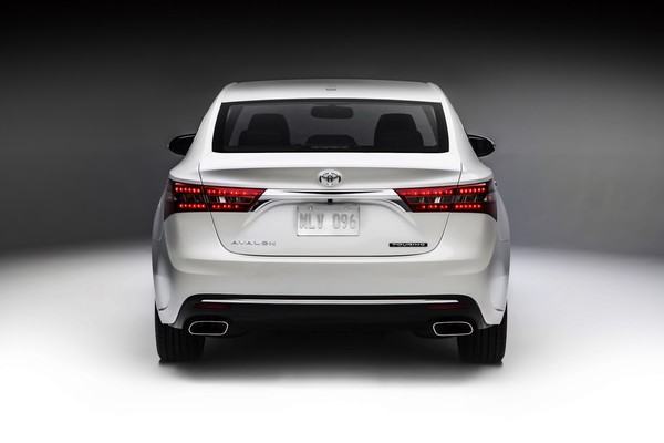 Toyota Avalon 2016