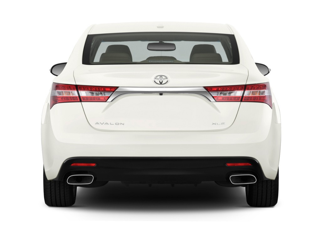 Toyota Avalon Awd