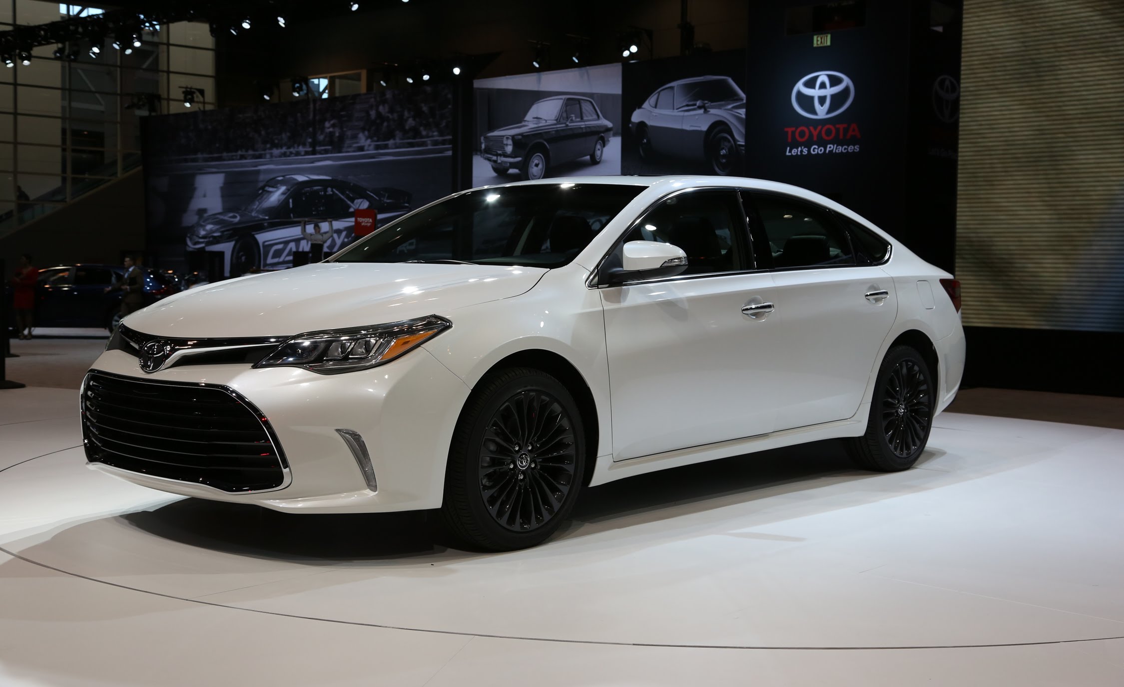 Toyota Avalon Awd