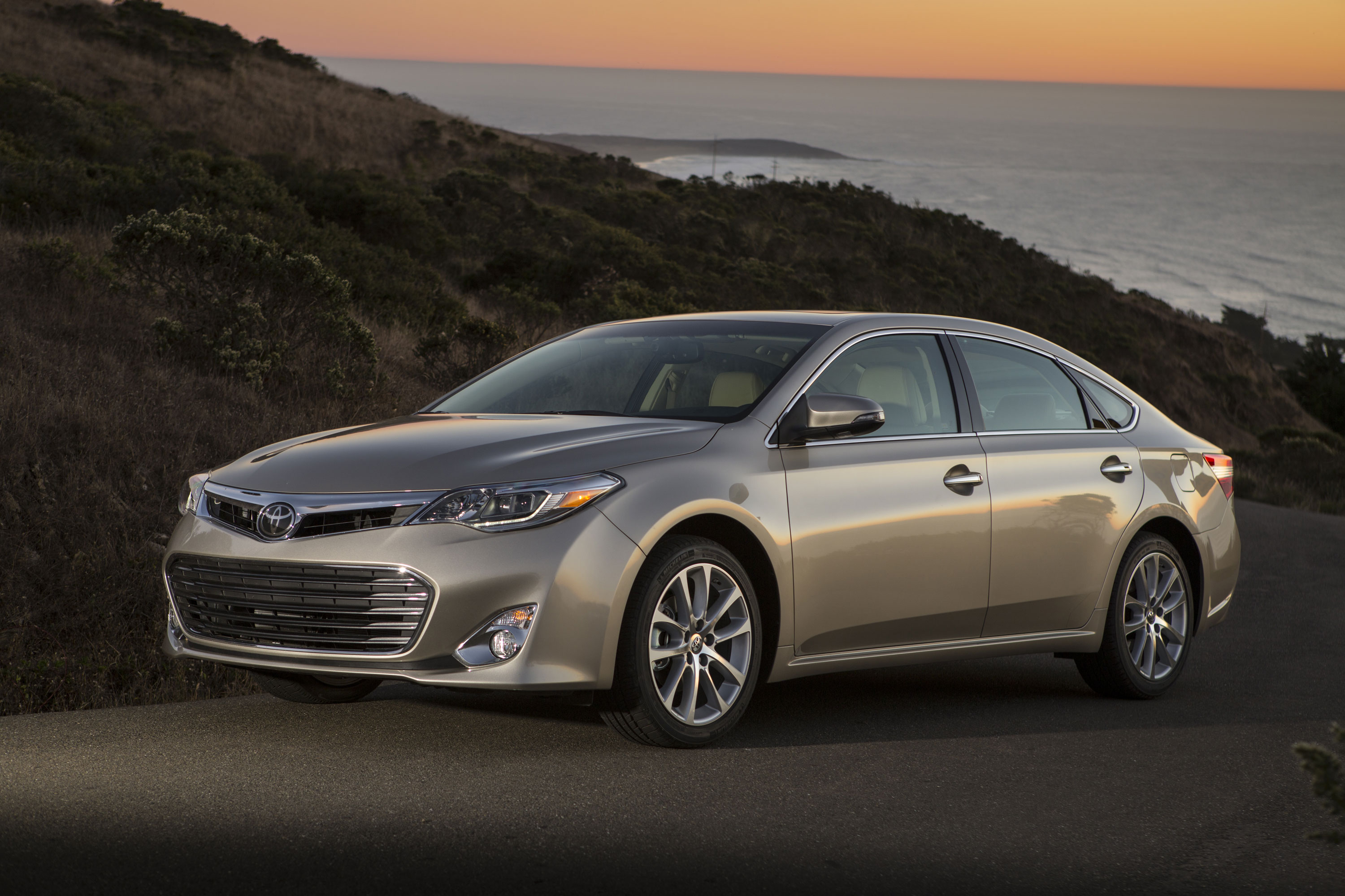 Toyota Avalon Awd