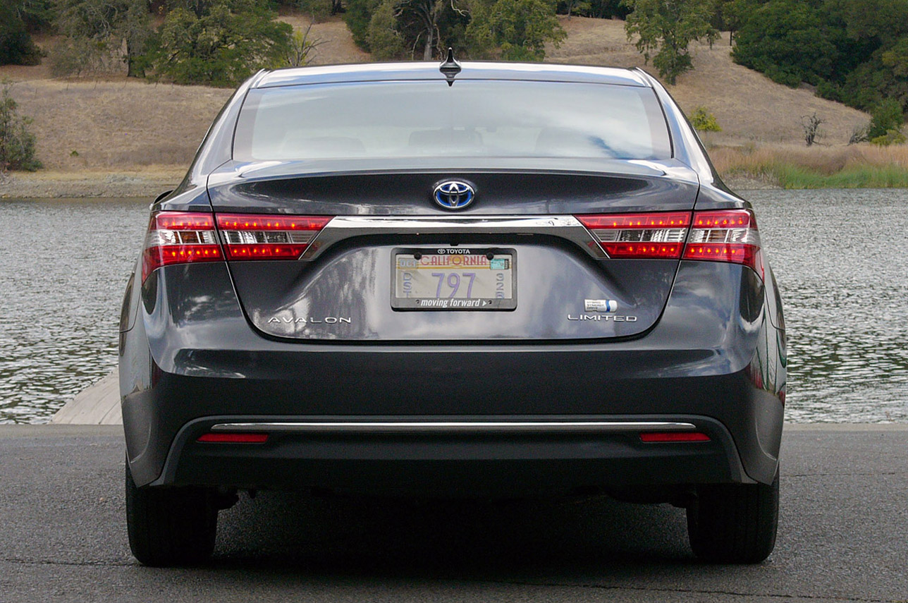 Toyota Avalon Awd