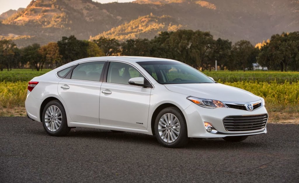 Toyota Avalon Hybrid 2014