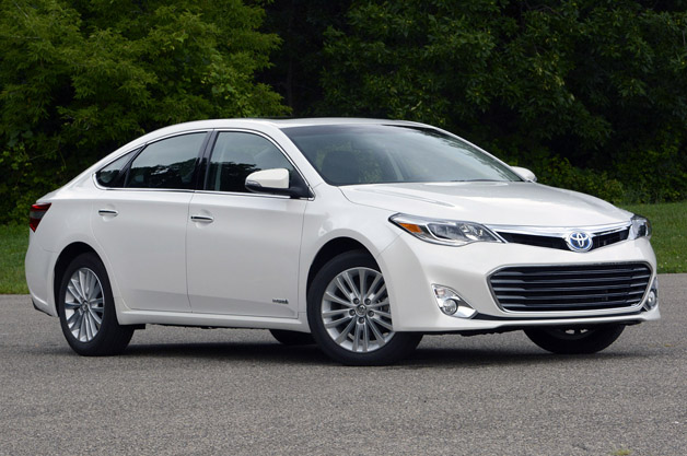 Toyota Avalon Hybrid 2015