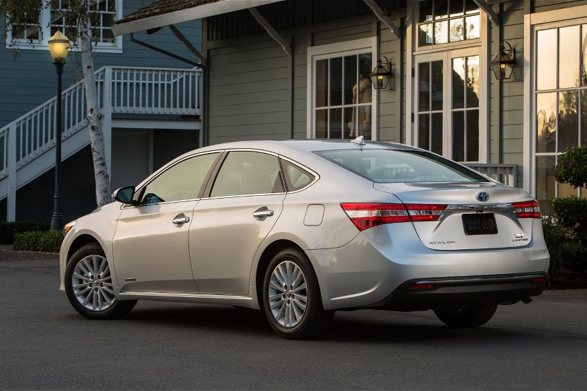 Toyota Avalon Hybrid Limited