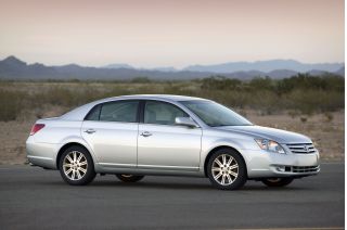 Toyota Avalon Limited 2005