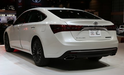 Toyota Avalon Touring Package
